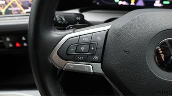 Volkswagen Golf STYLE TSI DSG