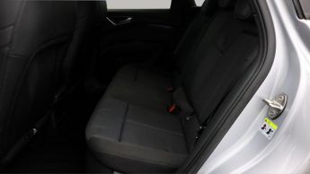 Audi Q4 e-tron S LINE