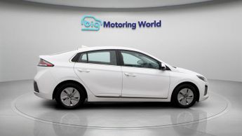 Hyundai IONIQ PREMIUM