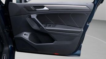 Volkswagen Tiguan R-LINE TSI DSG