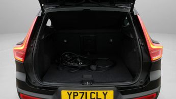 Volvo XC40 RECHARGE T4 R-DESIGN