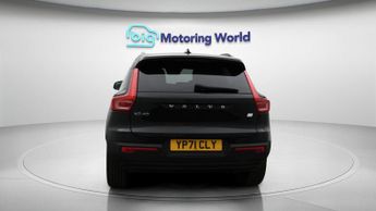 Volvo XC40 RECHARGE T4 R-DESIGN