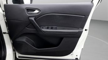 Renault Captur ICONIC TCE EDC