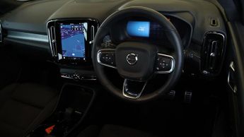 Volvo XC40 RECHARGE PLUS TWIN AWD