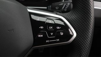 Volkswagen Tiguan R-LINE TSI DSG