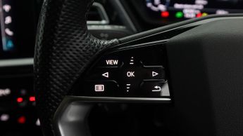 Audi Q4 e-tron S LINE