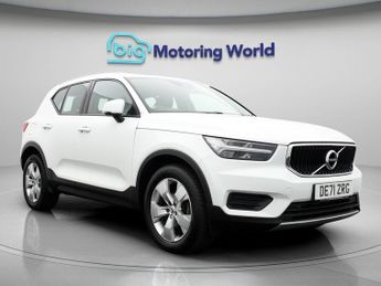 Volvo XC40 T3 MOMENTUM