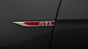 Volkswagen Golf GTI PERFORMANCE TSI DSG