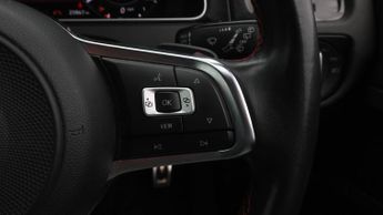 Volkswagen Golf GTI PERFORMANCE TSI DSG