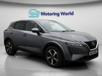 Nissan Qashqai DIG-T N-CONNECTA DCT