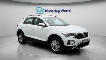 Volkswagen T-Roc LIFE TSI