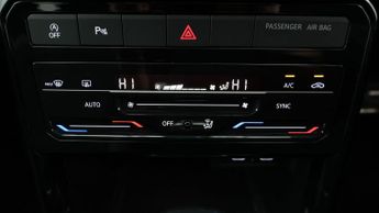 Volkswagen T-Cross R-LINE TSI DSG