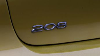 Peugeot 208 PURETECH ALLURE PREMIUM PLUS S/S