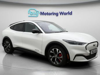 Ford Mustang Mach-E BASE