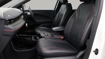 Ford Mustang Mach-E BASE