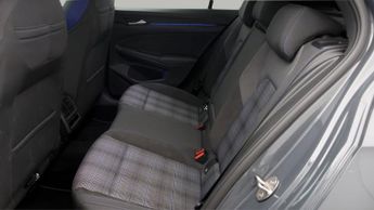 Volkswagen Golf GTE DSG