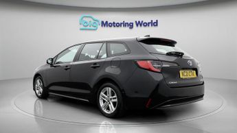 Toyota Corolla ICON TECH