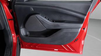 Ford Mustang Mach-E BASE