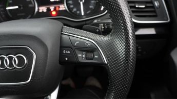 Audi Q5 TFSI E S LINE BLACK EDITION QUATTRO