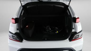 Hyundai KONA PREMIUM