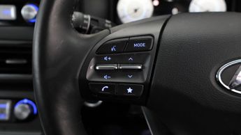 Hyundai KONA PREMIUM