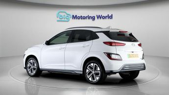 Hyundai KONA PREMIUM