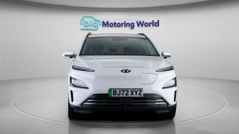 Hyundai KONA PREMIUM