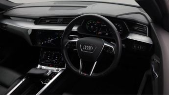 Audi e-tron SPORTBACK QUATTRO S LINE