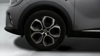 Renault Captur TECHNO E-TECH