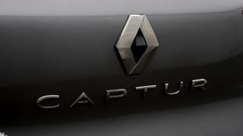 Renault Captur TECHNO E-TECH