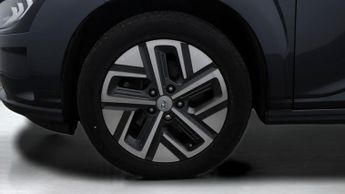 Hyundai KONA PREMIUM