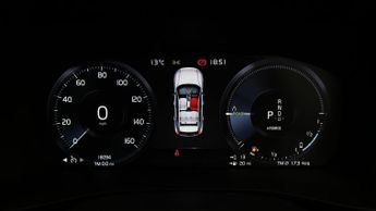 Volvo XC40 RECHARGE T5 R-DESIGN