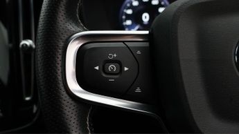 Volvo XC40 RECHARGE T5 R-DESIGN