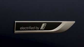 BMW 5 Series 530E SE