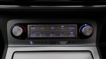 Hyundai KONA PREMIUM