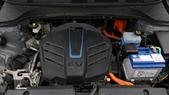 Hyundai KONA PREMIUM