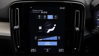 Volvo XC40 RECHARGE T4 CORE