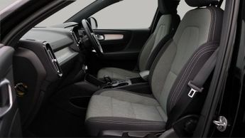 Volvo XC40 RECHARGE T4 CORE