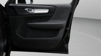 Volvo XC40 RECHARGE T4 CORE