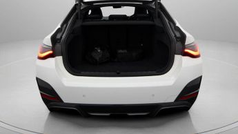 BMW i4 EDRIVE40 M SPORT