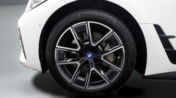 BMW i4 EDRIVE40 M SPORT