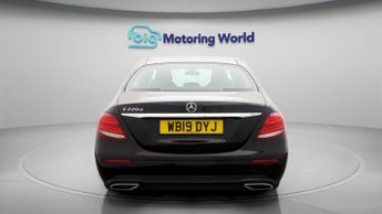 Mercedes-Benz E Class E 220 D SE