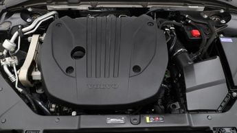 Volvo V60 B4 PLUS