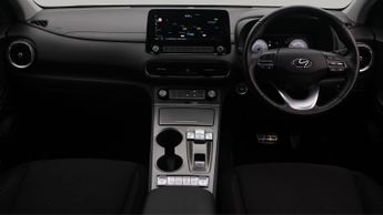 Hyundai KONA PREMIUM