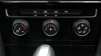 Volkswagen Golf R-LINE TSI EVO DSG