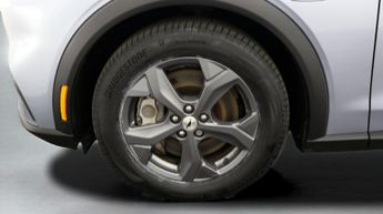 Ford Mustang Mach-E BASE