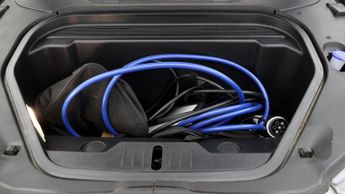 Ford Mustang Mach-E BASE