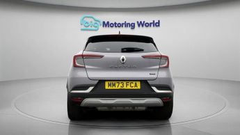 Renault Captur TECHNO E-TECH