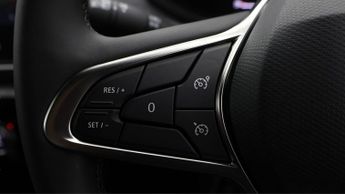 Renault Clio TECHNO E-TECH