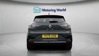 Renault Clio TECHNO E-TECH